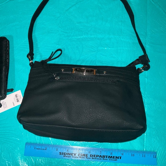 Rosetti shoulder bag and wallet - Picture 2 of 8